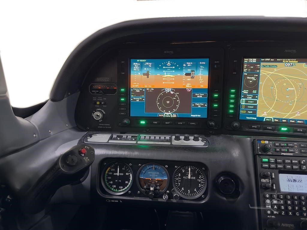 2007 Cirrus SR22 G3 9